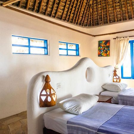Hibiscus Beach House Pangani Exterior foto